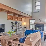 Dreamy Santa Fe Hideaway W/ Mountain Views!