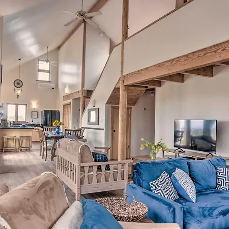 Dreamy Hideaway W/ Mountain Views! Santa Fe