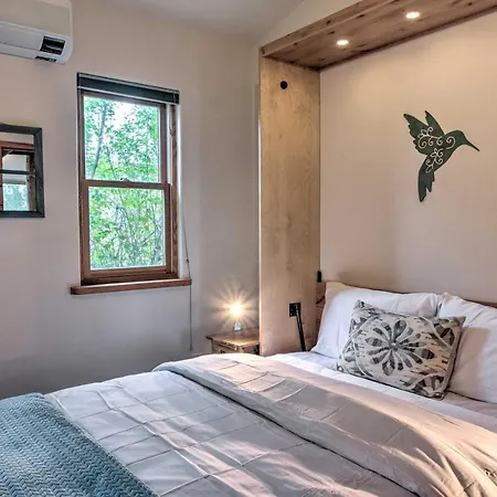 Dreamy Hideaway W/ Mountain Views! *