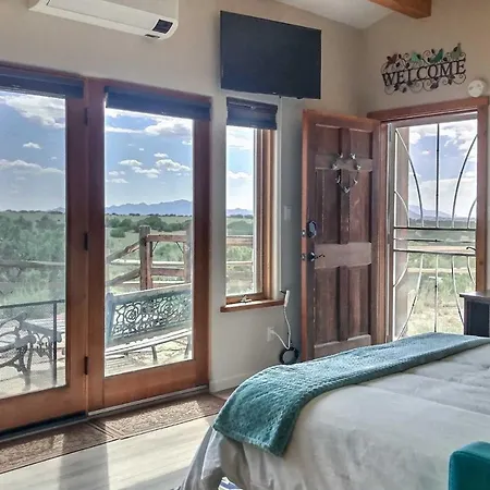 Dreamy Hideaway W/ Mountain Views! Holiday home *